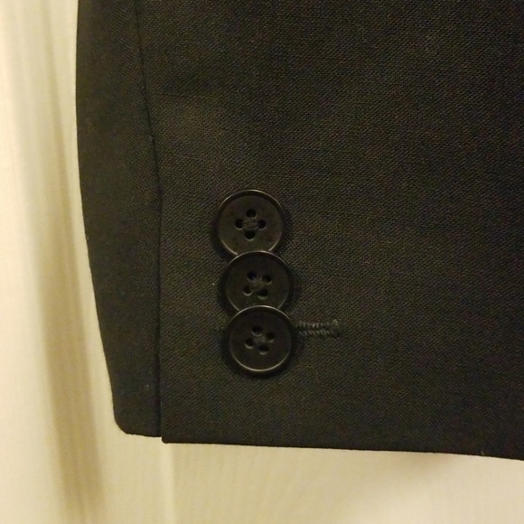 Black Jones New York Jacket - Picture 3 of 8